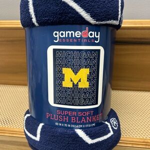 MICHI Michigan Blue and Yellow Plush Blanket